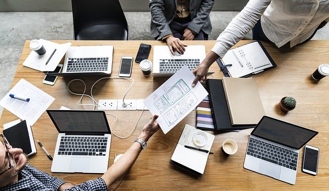 Applicants around a table